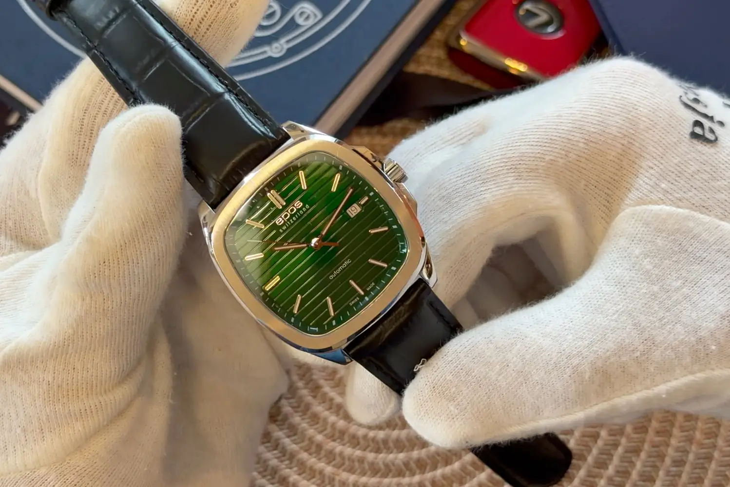 Wideo recenzja Epos Timeless 3511 Automatic. Casualowy zegarek z kopertą o rzadko spotykanym kształcie