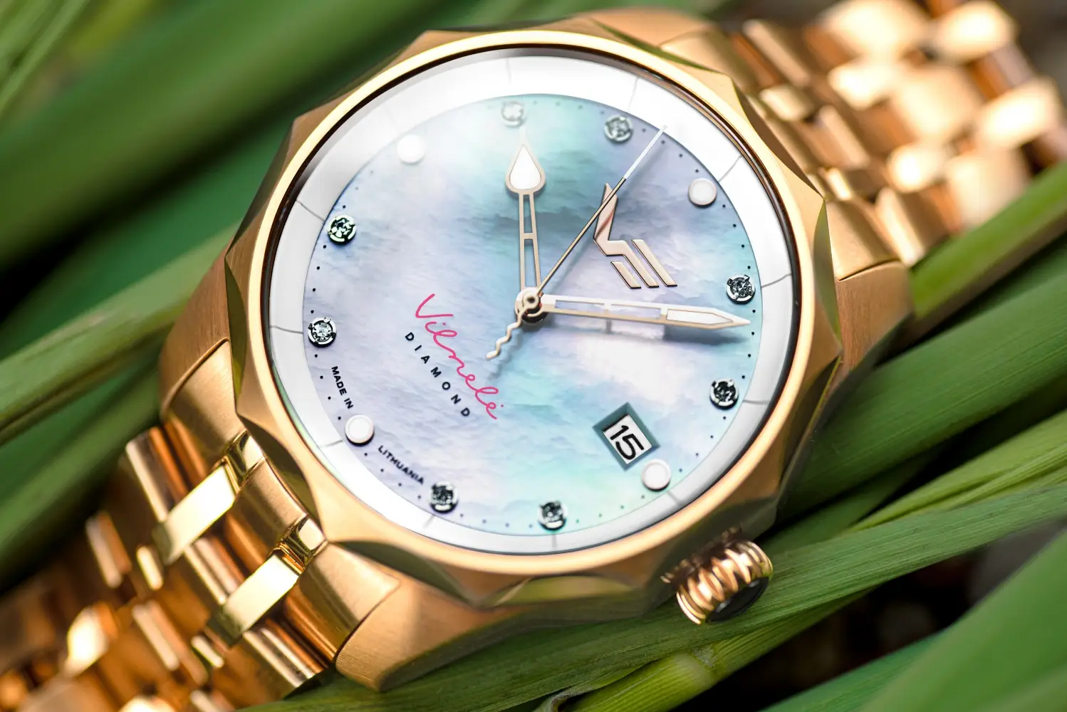 Vostok Europe Vilnelė. Duże, sportowe zegarki dla kobiet inspirowane naturą