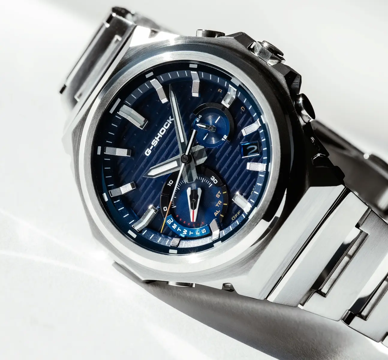 G-SHOCK G-Steel GST-B1000D. Wytrzymałość w klasycznej formie