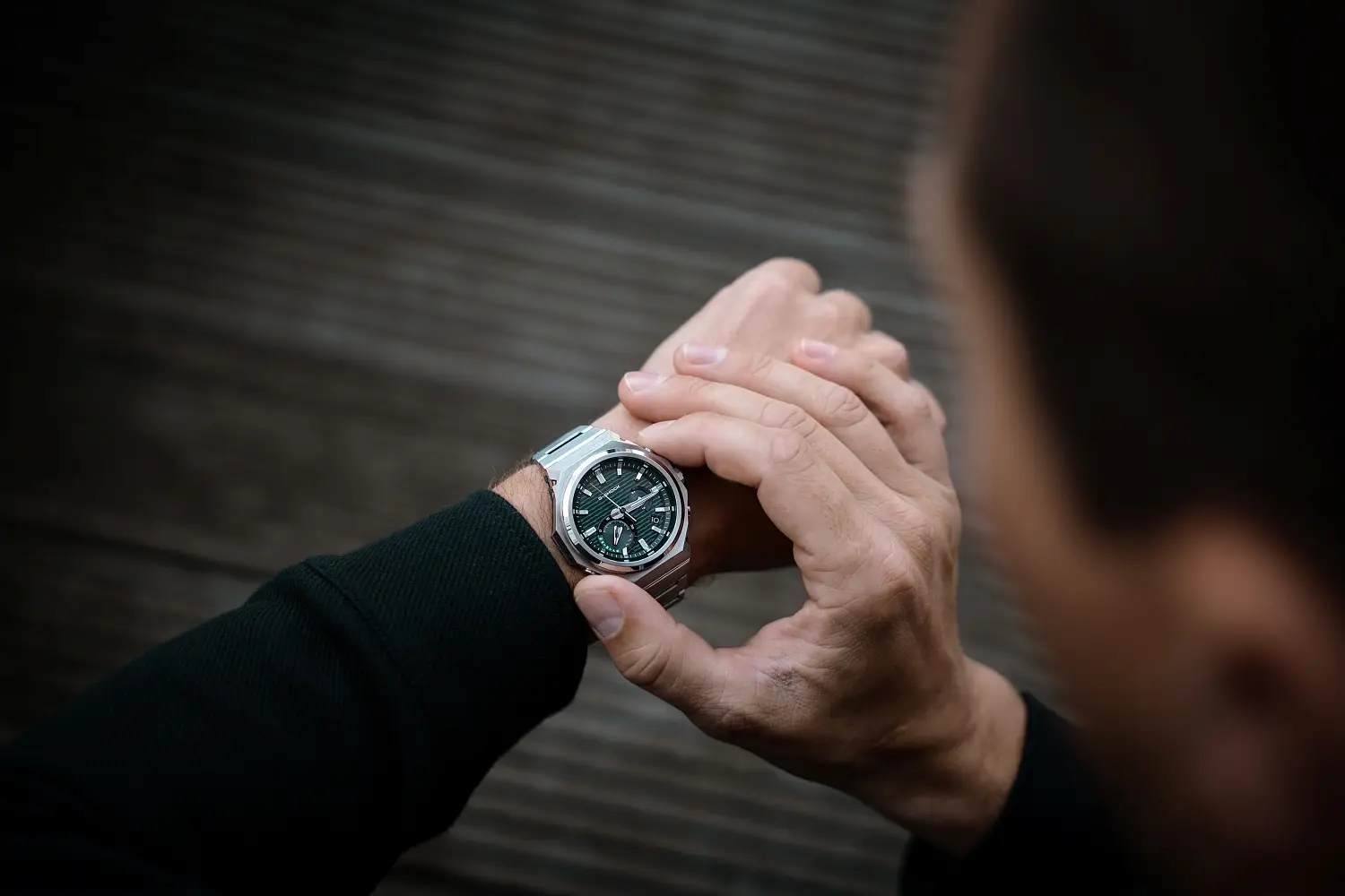 G-SHOCK G-Steel GST-B1000D. Wytrzymałość w klasycznej formie