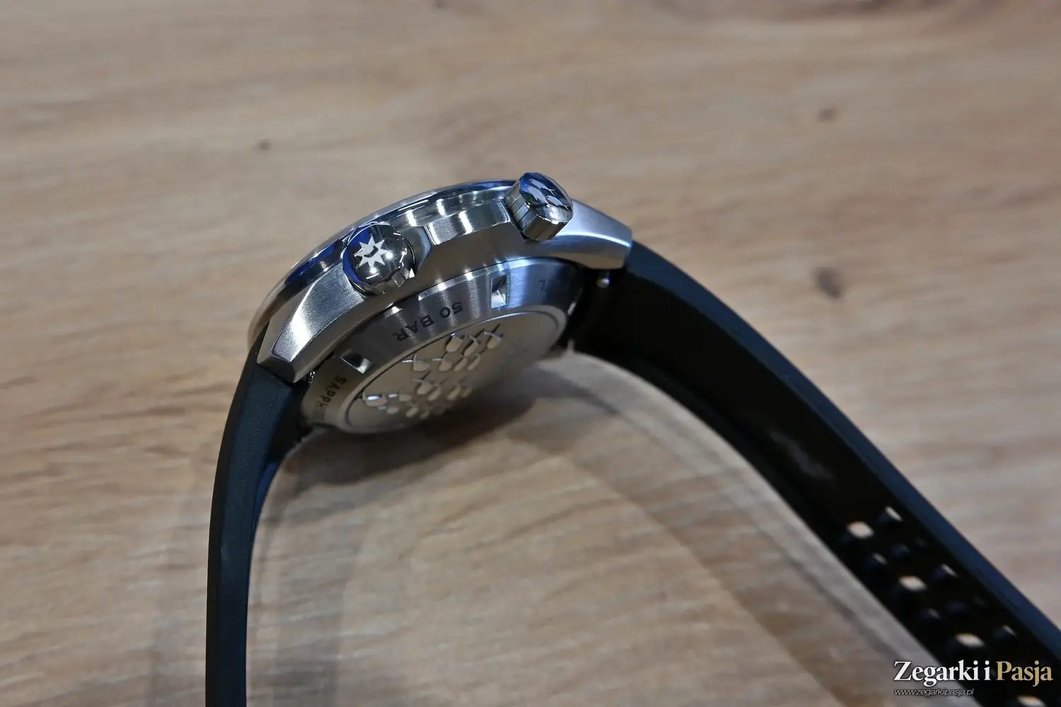 Junghans 1972 Aquaris Automatic Diver. Powrót do zegarków nurkowych po dekadach!