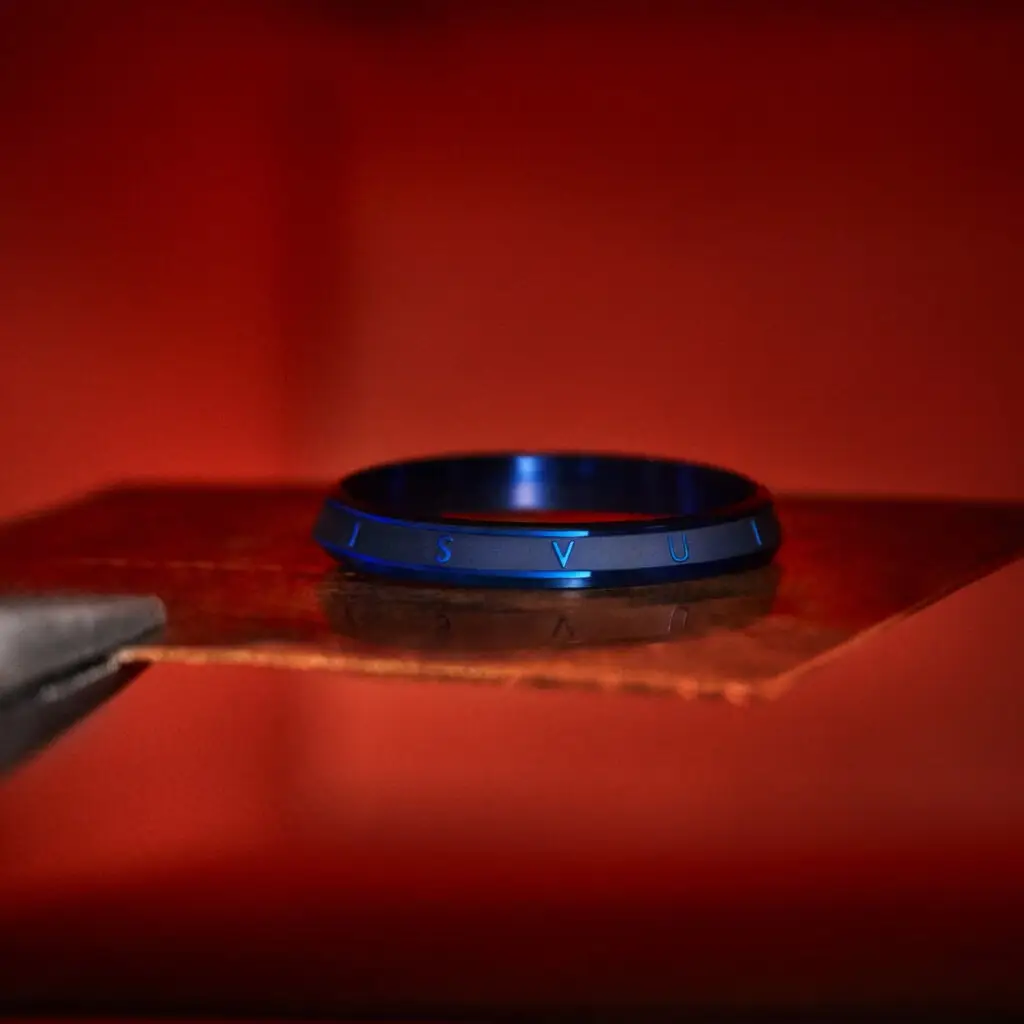 Louis Vuitton x De Bethune LVDB-03 GMT i Sympathique Louis Varius. Sztuka podróżowania… w czasie