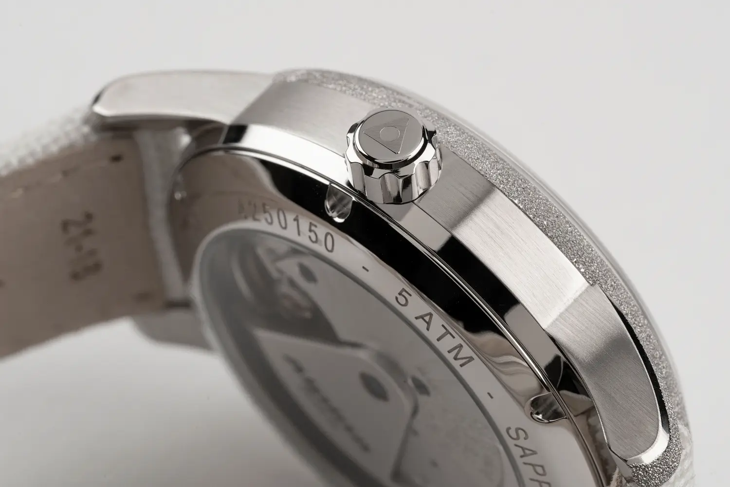 Alpina Alpiner Manufacture Date Limited Edition Label Noir. Jeden z najciekawszych zegarków w segmencie „affordable luxury”?