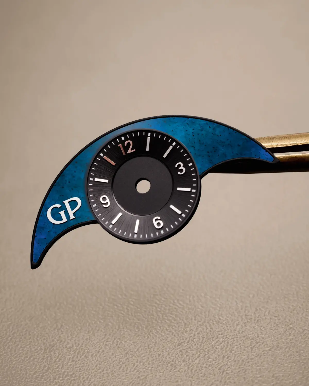 Girard-Perregaux Bridges Cosmos. Mistrzowski popis zegarmistrzostwa i astronomicznych komplikacji