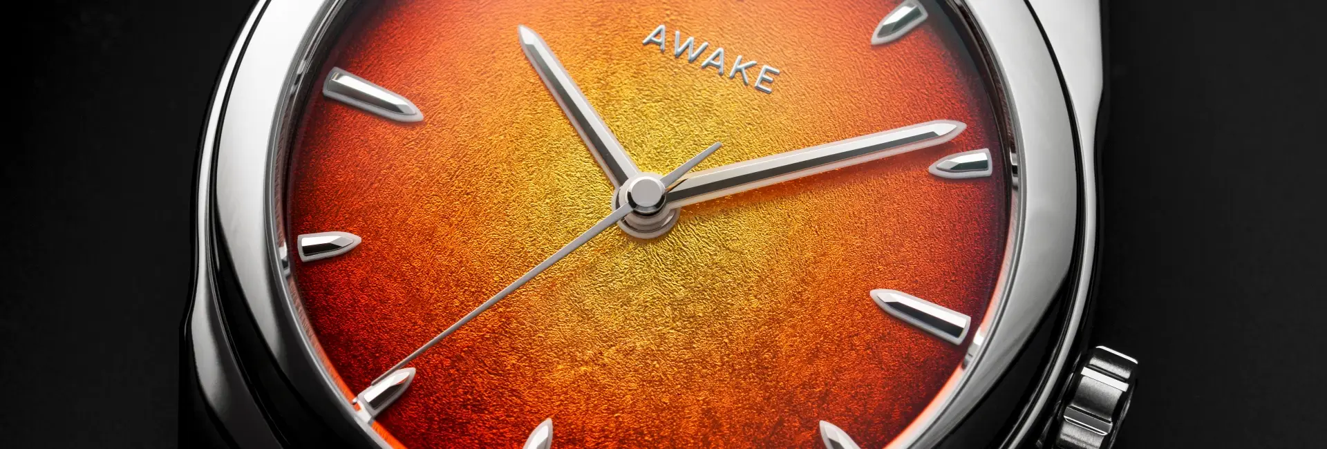 Hipnotyzujące, francuskie zegarki z ważnym przesłaniem