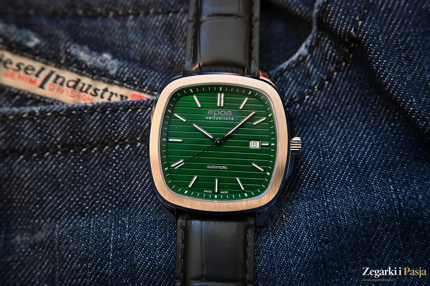 Recenzja: Epos Timeless 3511 Automatic. Casualowy zegarek z kopertą o rzadko spotykanym kształcie