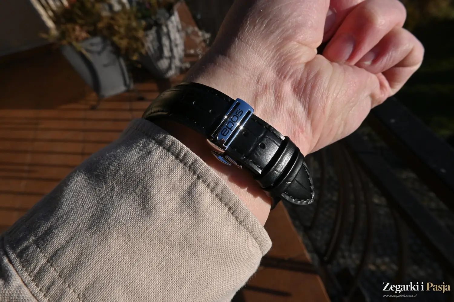 Recenzja: Epos Timeless 3511 Automatic. Casualowy zegarek z kopertą o rzadko spotykanym kształcie