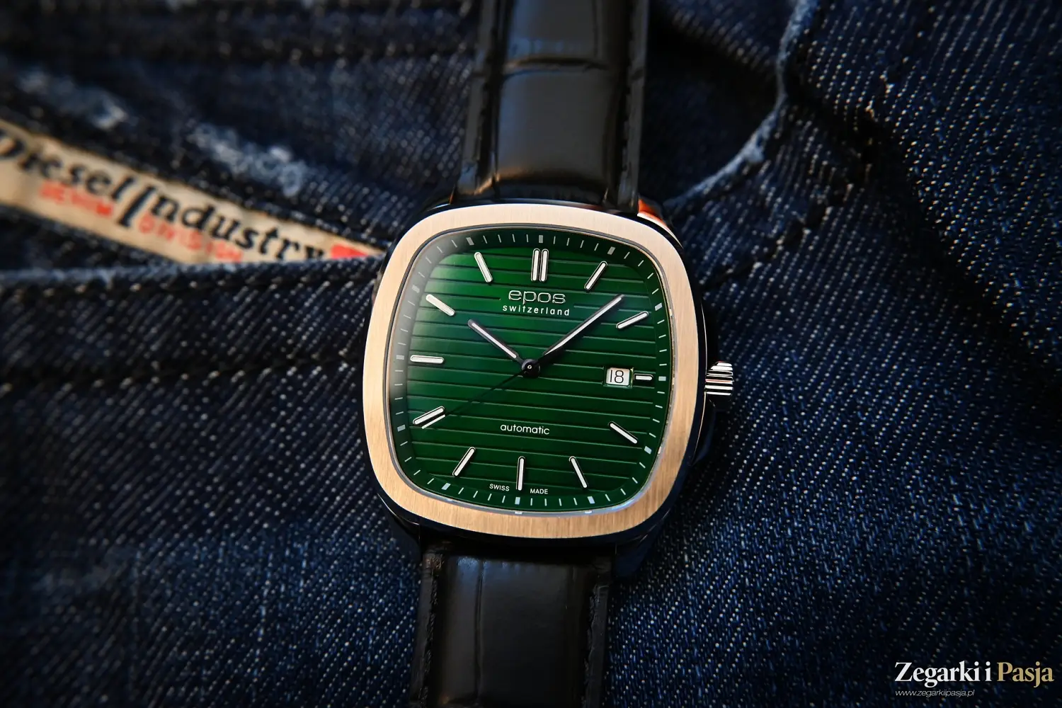 Recenzja: Epos Timeless 3511 Automatic. Casualowy zegarek z kopertą o rzadko spotykanym kształcie