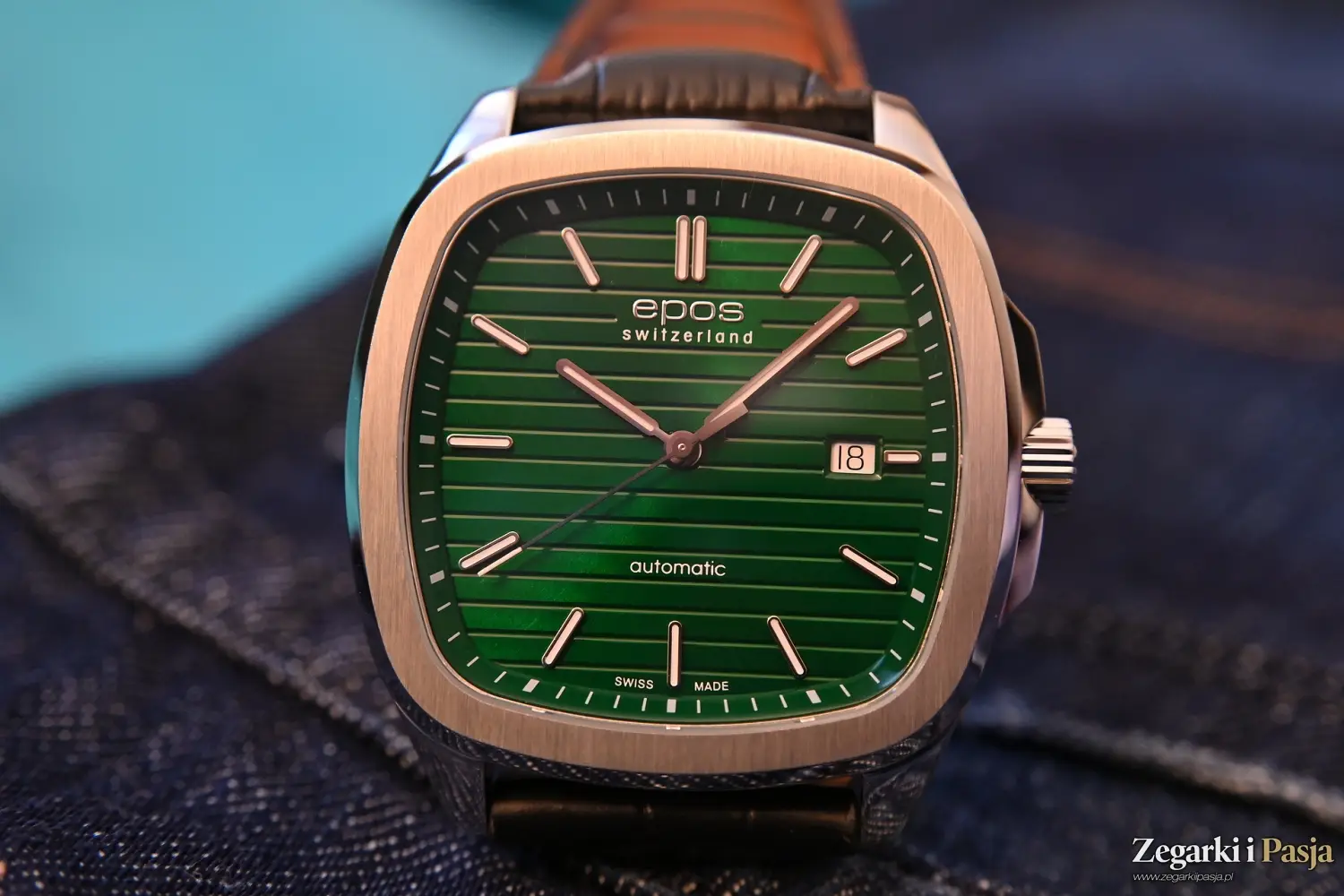 Recenzja: Epos Timeless 3511 Automatic. Casualowy zegarek z kopertą o rzadko spotykanym kształcie