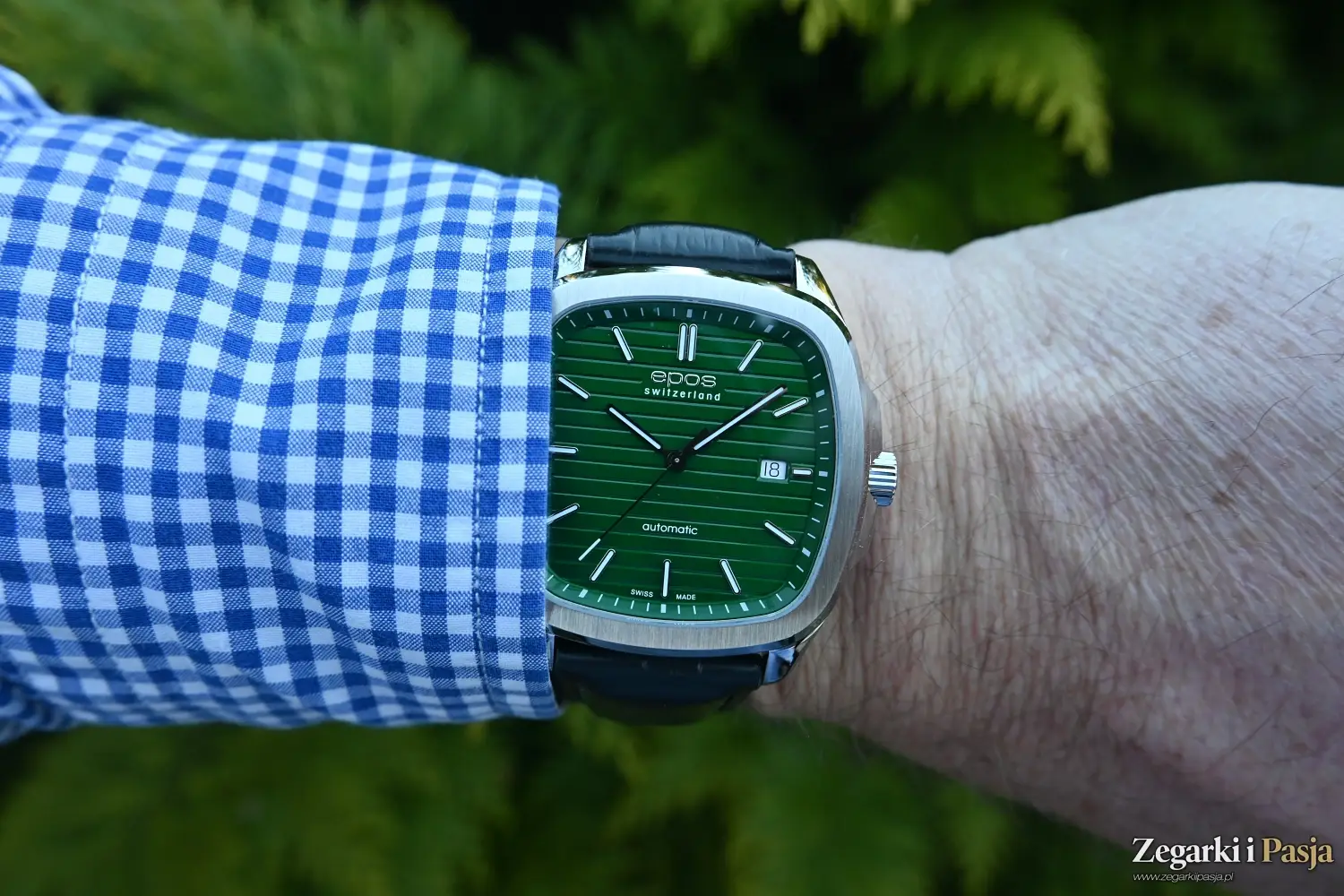 Recenzja: Epos Timeless 3511 Automatic. Casualowy zegarek z kopertą o rzadko spotykanym kształcie