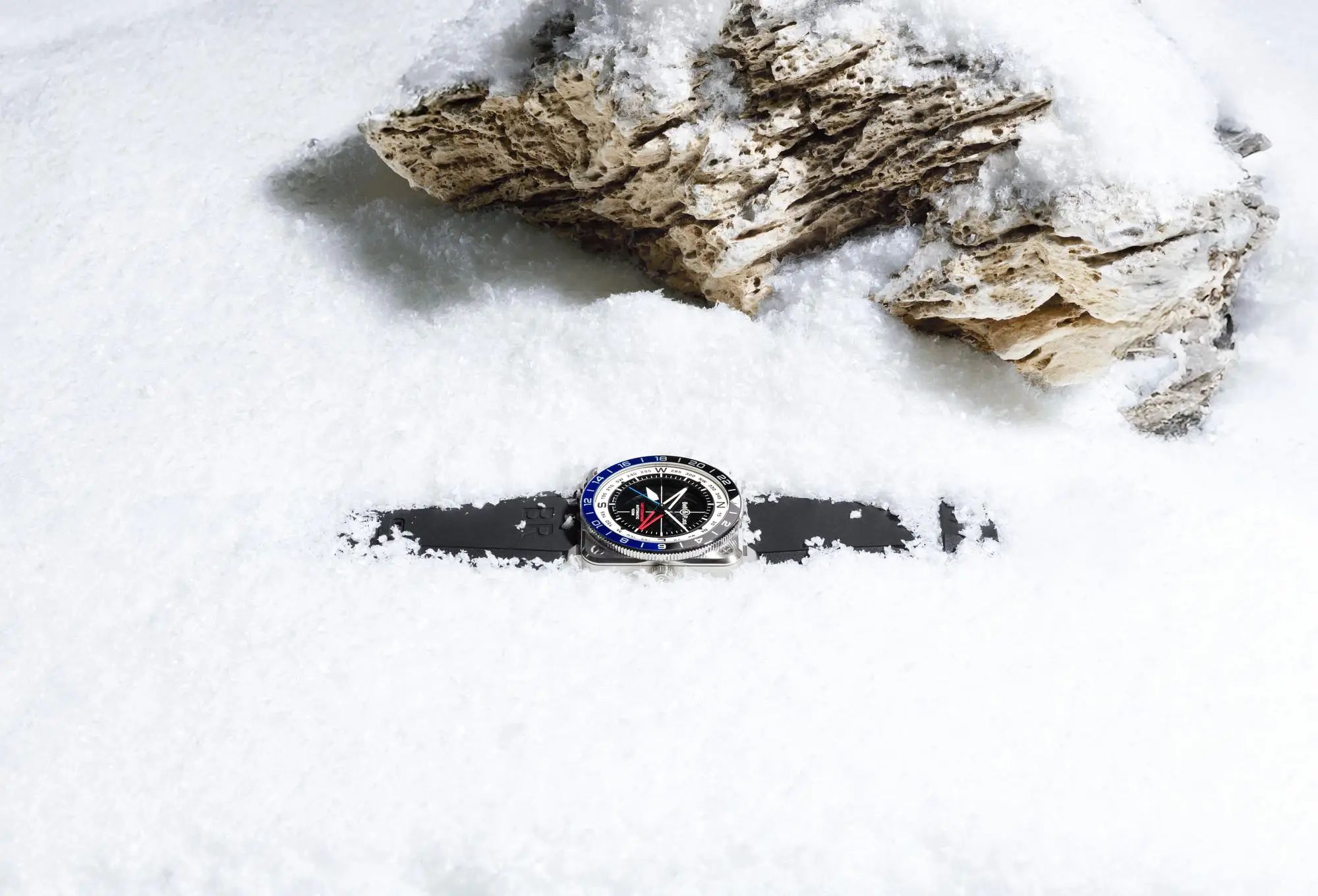 Bell & Ross BR-03 GMT Compass. Zegarek mechaniczny z wbudowanym kompasem!