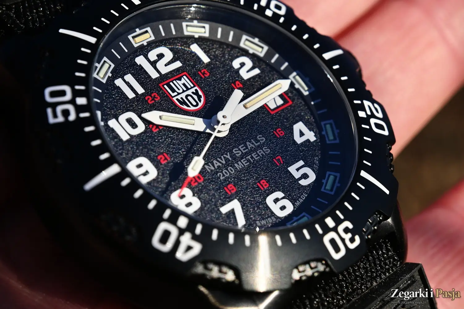 Recenzja: Luminox Navy SEAL 4230 Series. Kwintesencja zegarka wojskowego i taktycznego