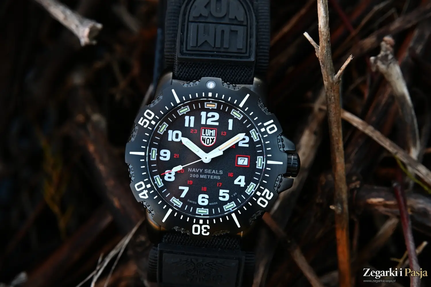 Recenzja: Luminox Navy SEAL 4230 Series. Kwintesencja zegarka wojskowego i taktycznego