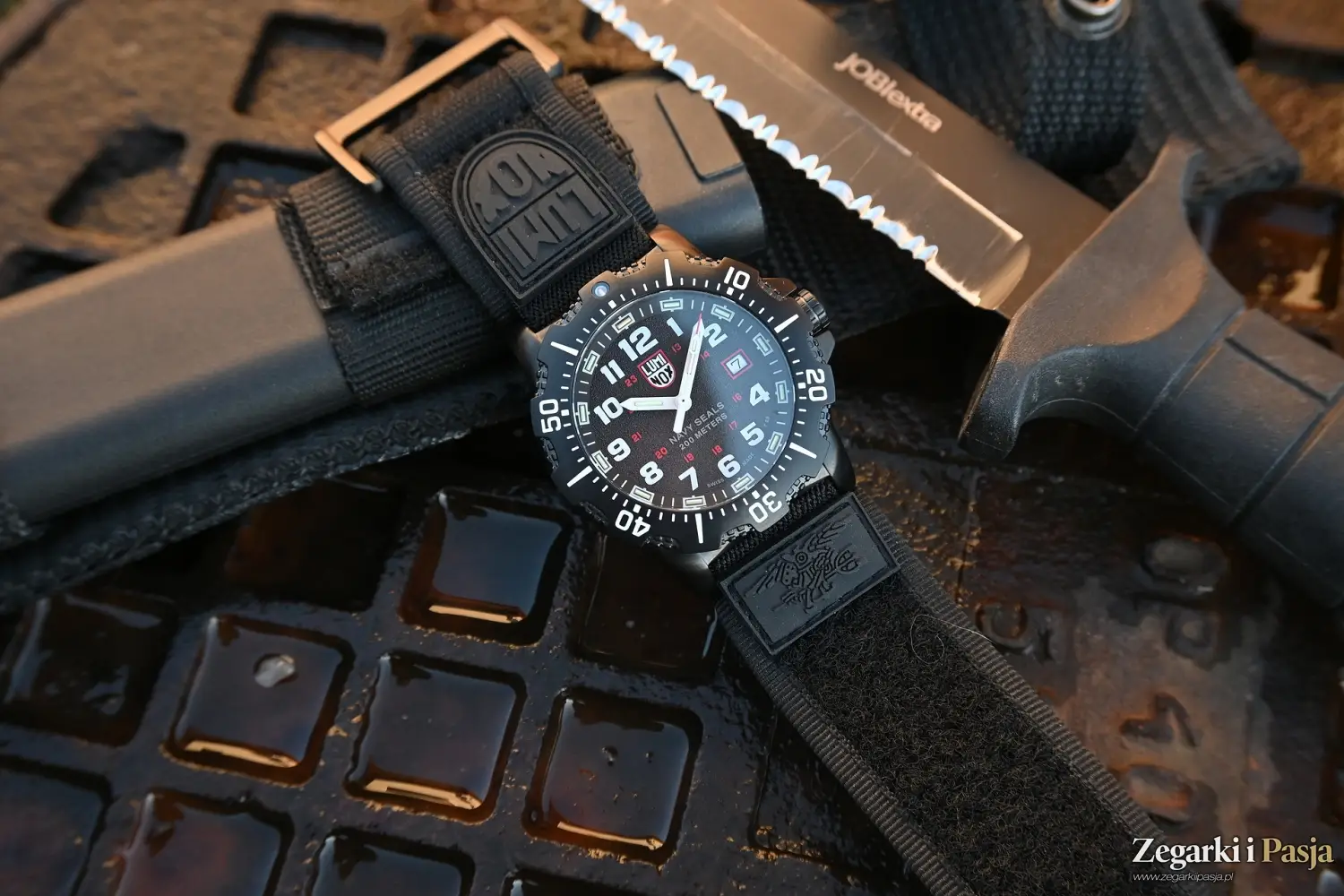 Recenzja: Luminox Navy SEAL 4230 Series. Kwintesencja zegarka wojskowego i taktycznego