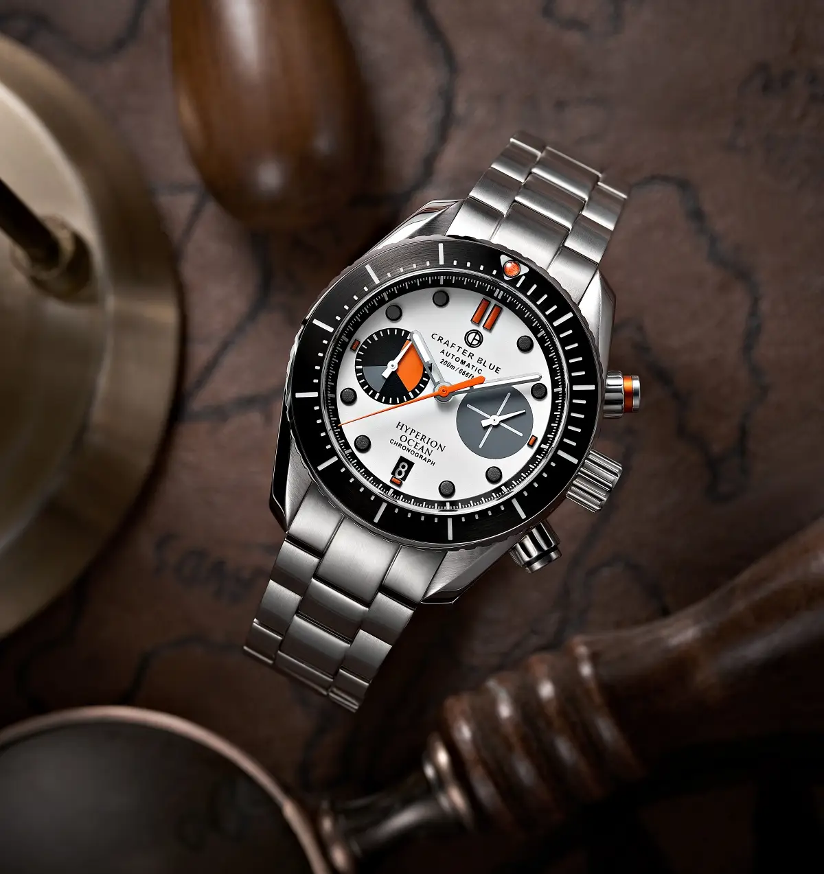 Crafter Blue Hyperion Ocean Chronograph. Raz na wodzie, raz pod wodą