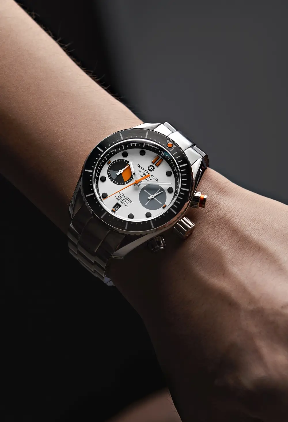 Crafter Blue Hyperion Ocean Chronograph. Raz na wodzie, raz pod wodą