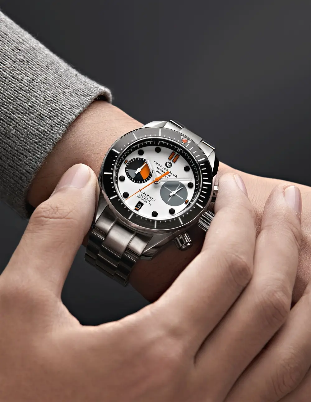 Crafter Blue Hyperion Ocean Chronograph. Raz na wodzie, raz pod wodą