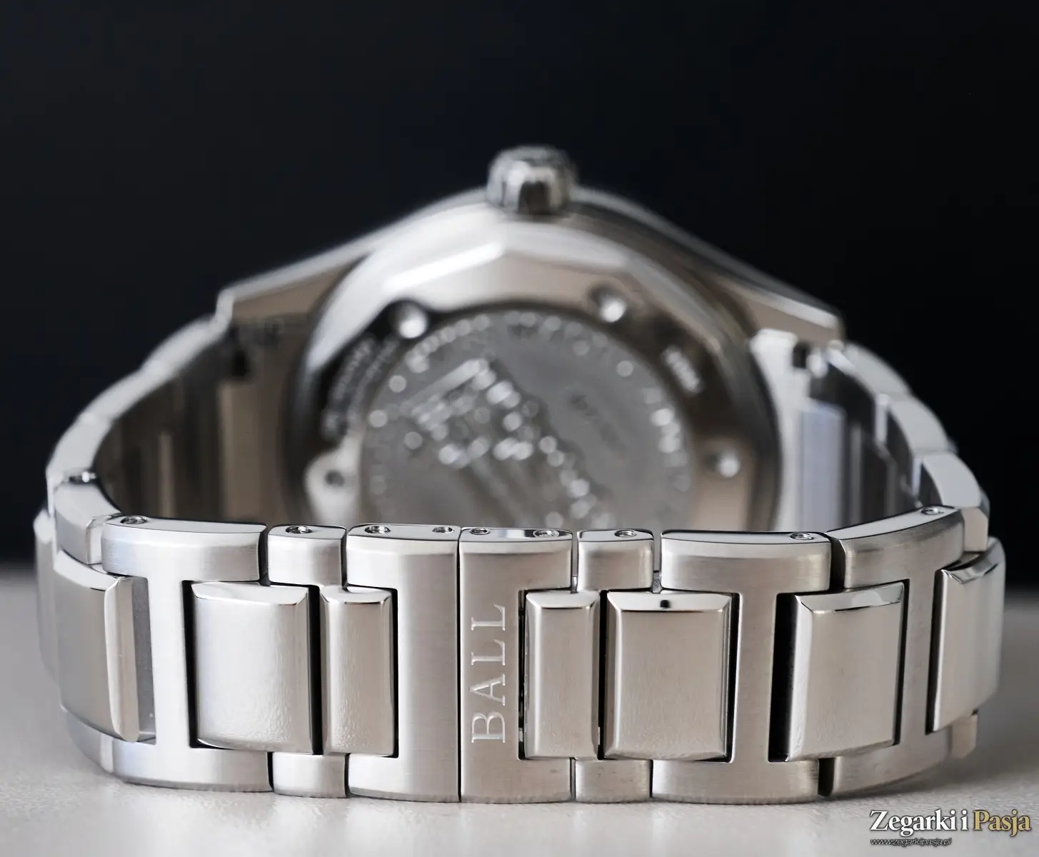 Recenzja: Ball Engineer III Marvelight Chronometer. Meteoryt i światło w ciemności!