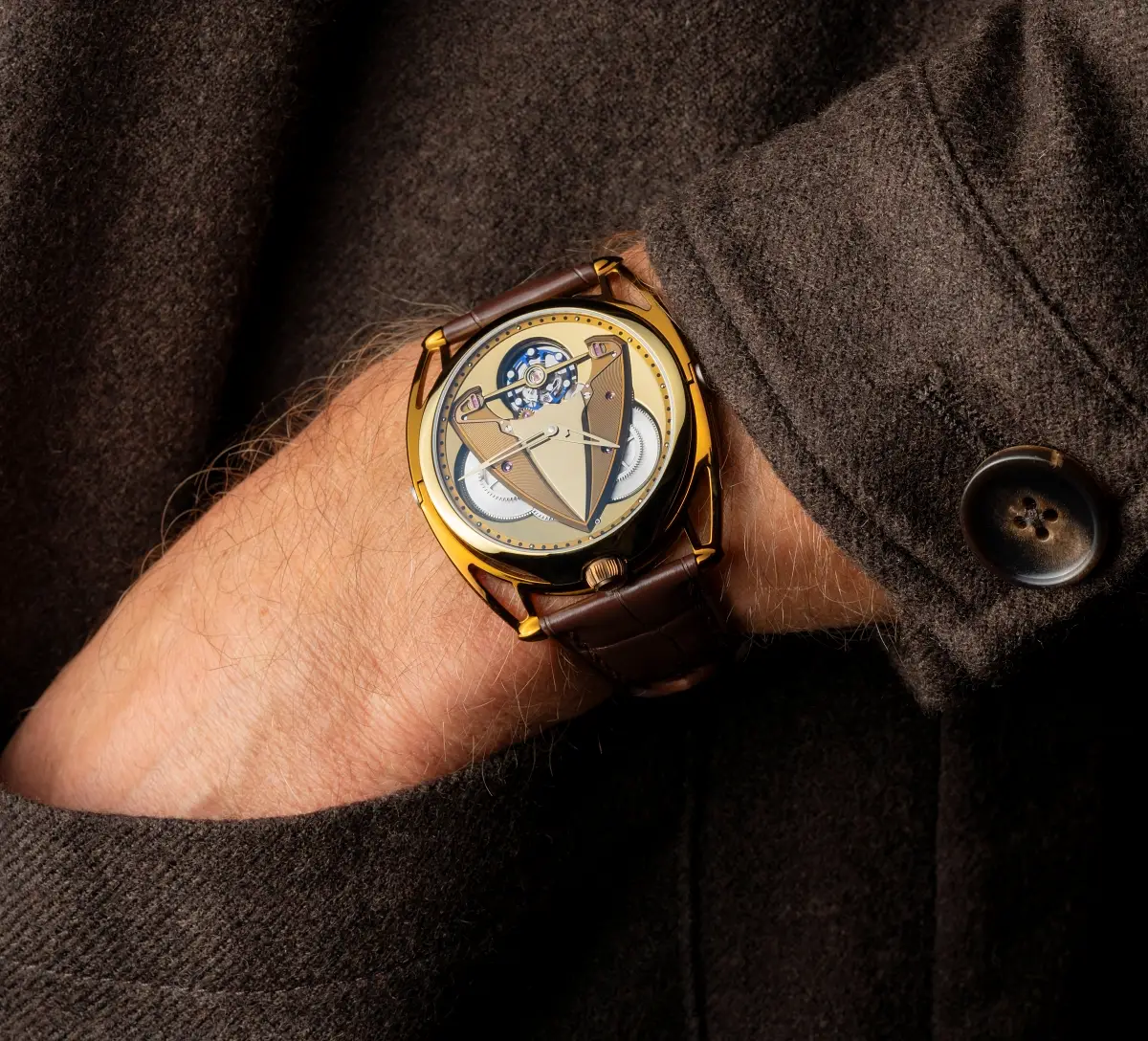 De Bethune 28XS Yellow Tones. Ekskluzywny zegarek w futurystycznym wydaniu