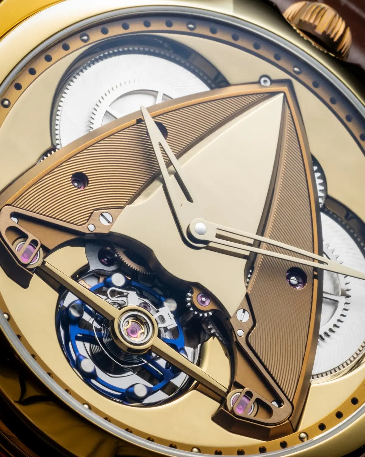 De Bethune 28XS Yellow Tones. Ekskluzywny zegarek w futurystycznym wydaniu