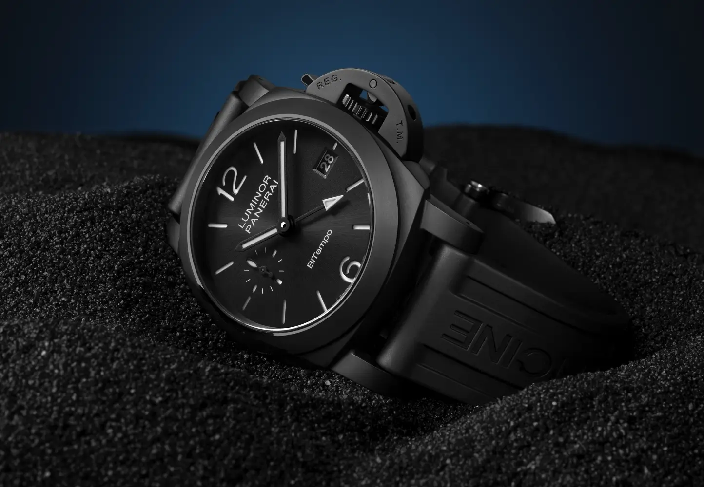 Panerai Luminor GMT Ceramica PAM01460 