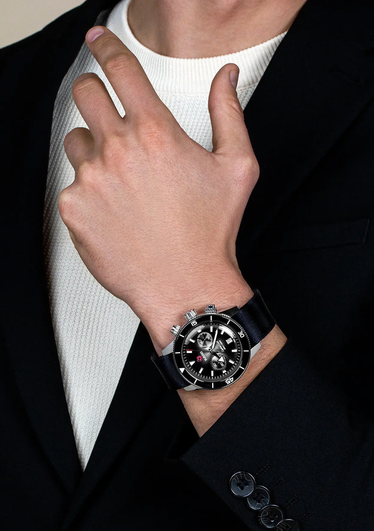 Kolekcja Rado Captain Cook. Udane połączenie stylu vintage z nowoczesnymi materiałami