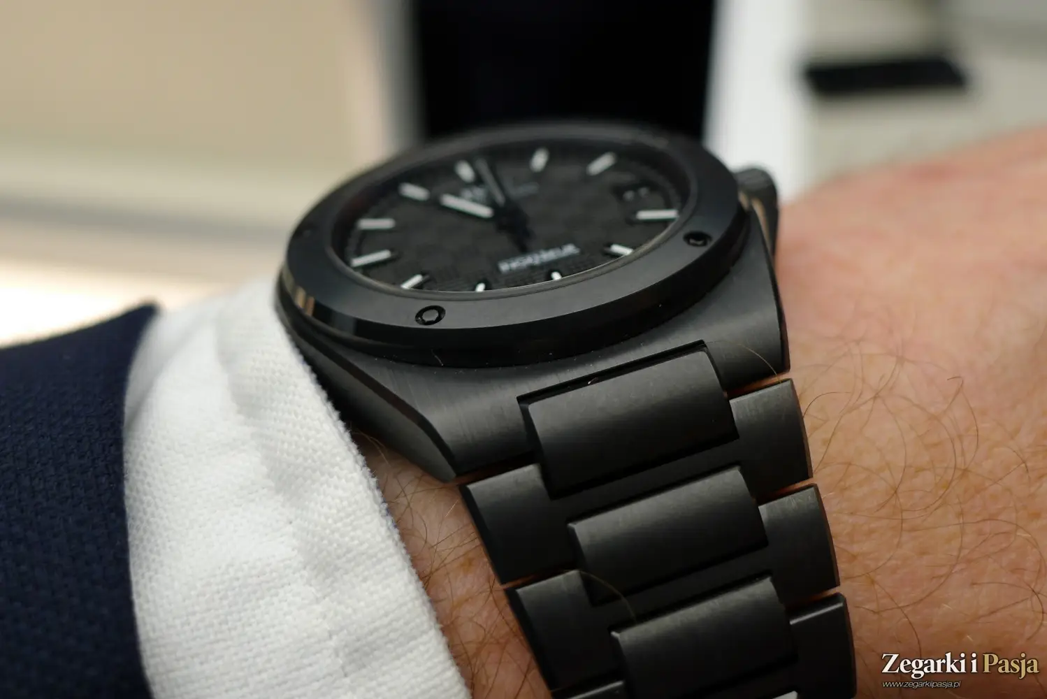 Rodzina Inżynierów rośnie w siłę. IWC Ingenieur Automatic 42 Ceramic i inne modele 2025