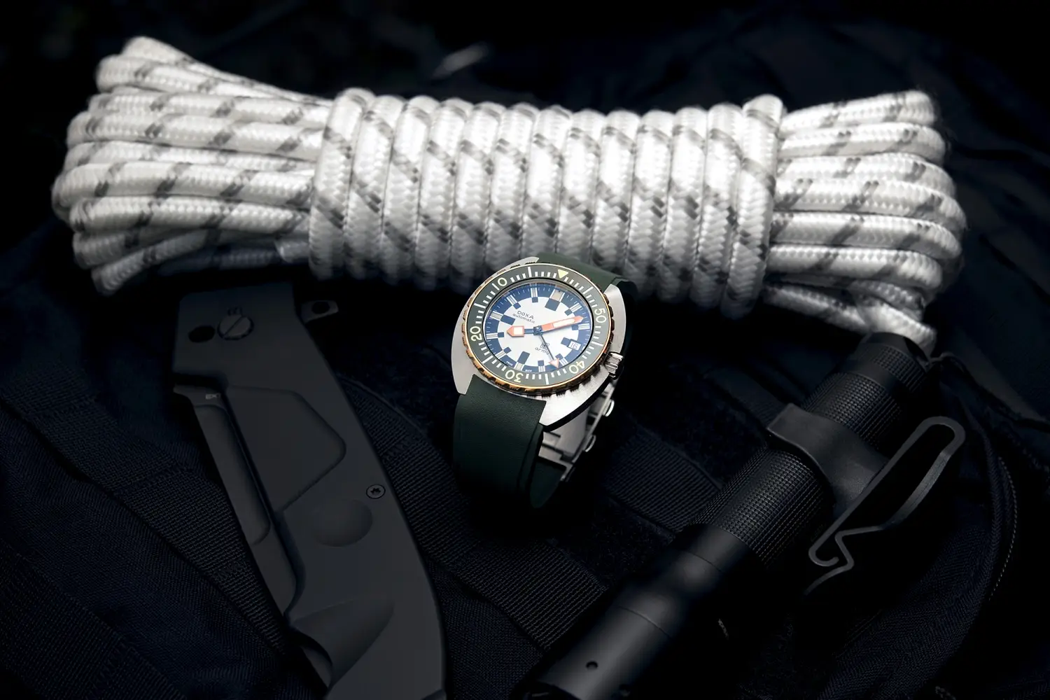 Doxa Army. Zegarek będący hołdem dla elitarnej jednostki Swiss Army Divers