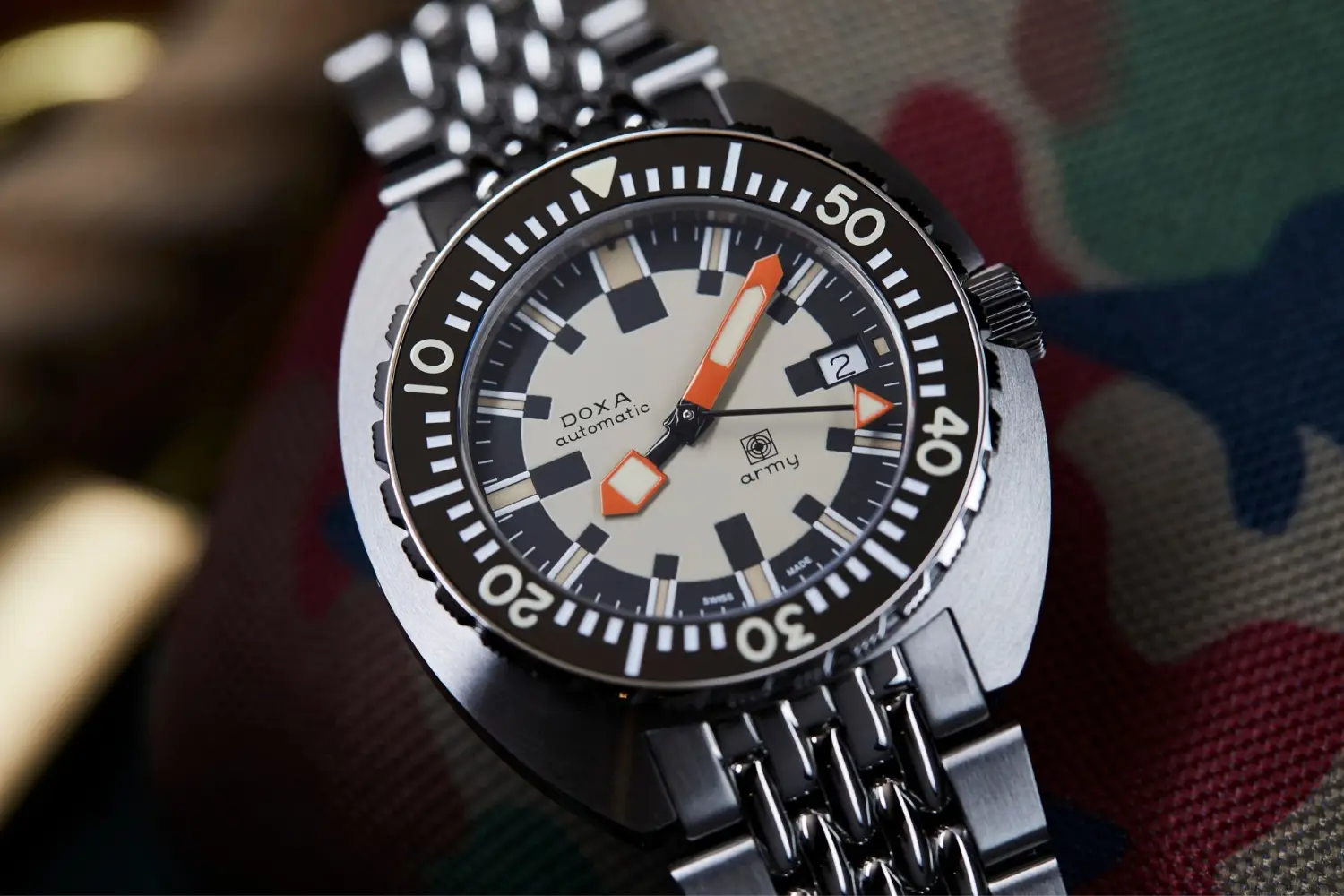 Doxa Army. Zegarek będący hołdem dla elitarnej jednostki Swiss Army Divers