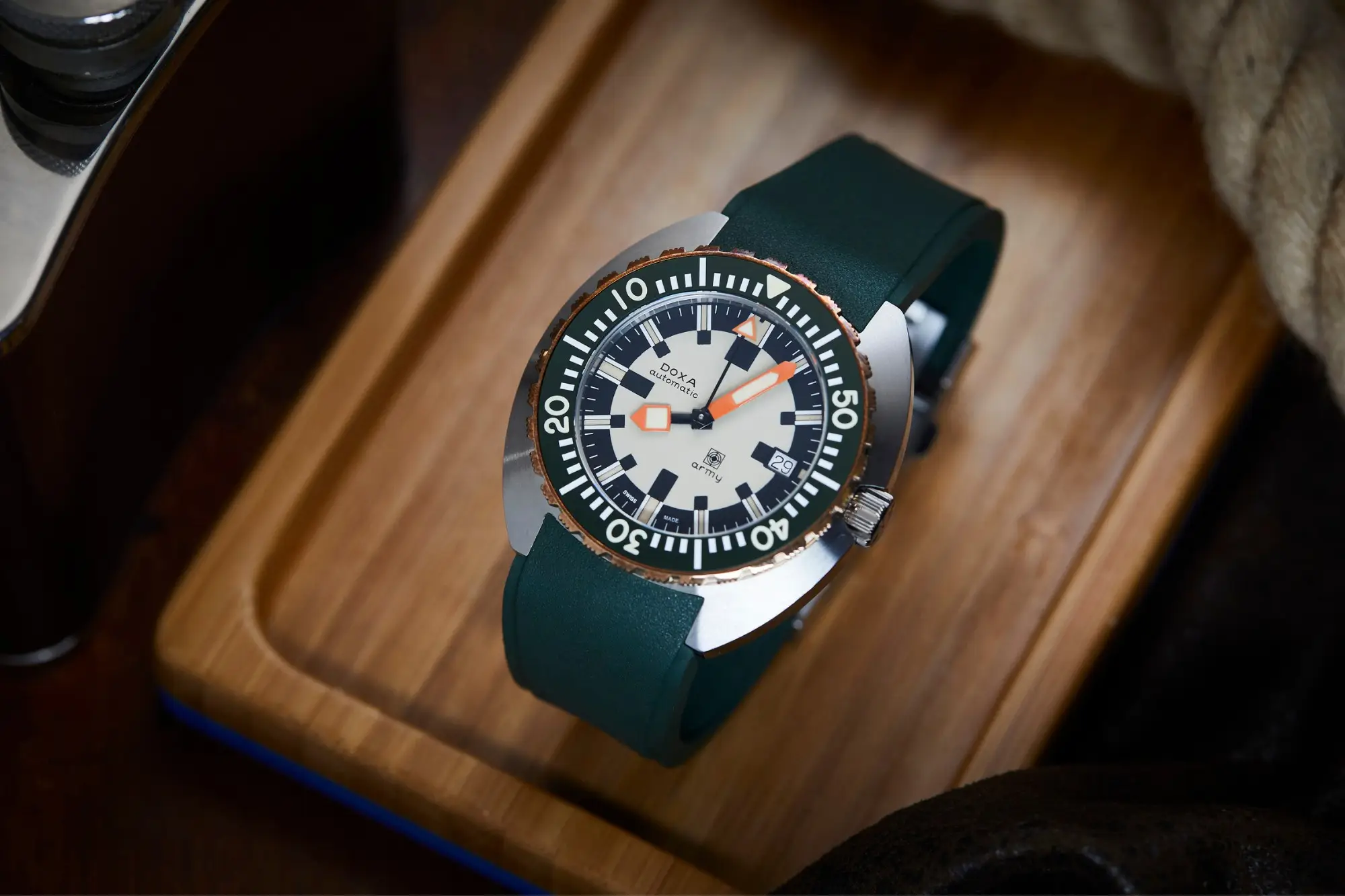 Doxa Army. Zegarek będący hołdem dla elitarnej jednostki Swiss Army Divers