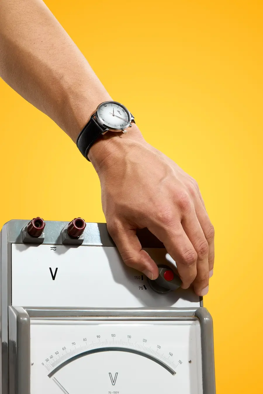 Błonie Elektro. Polski projekt i w pełni autorskie zegarki Amper, Wolt i Herc