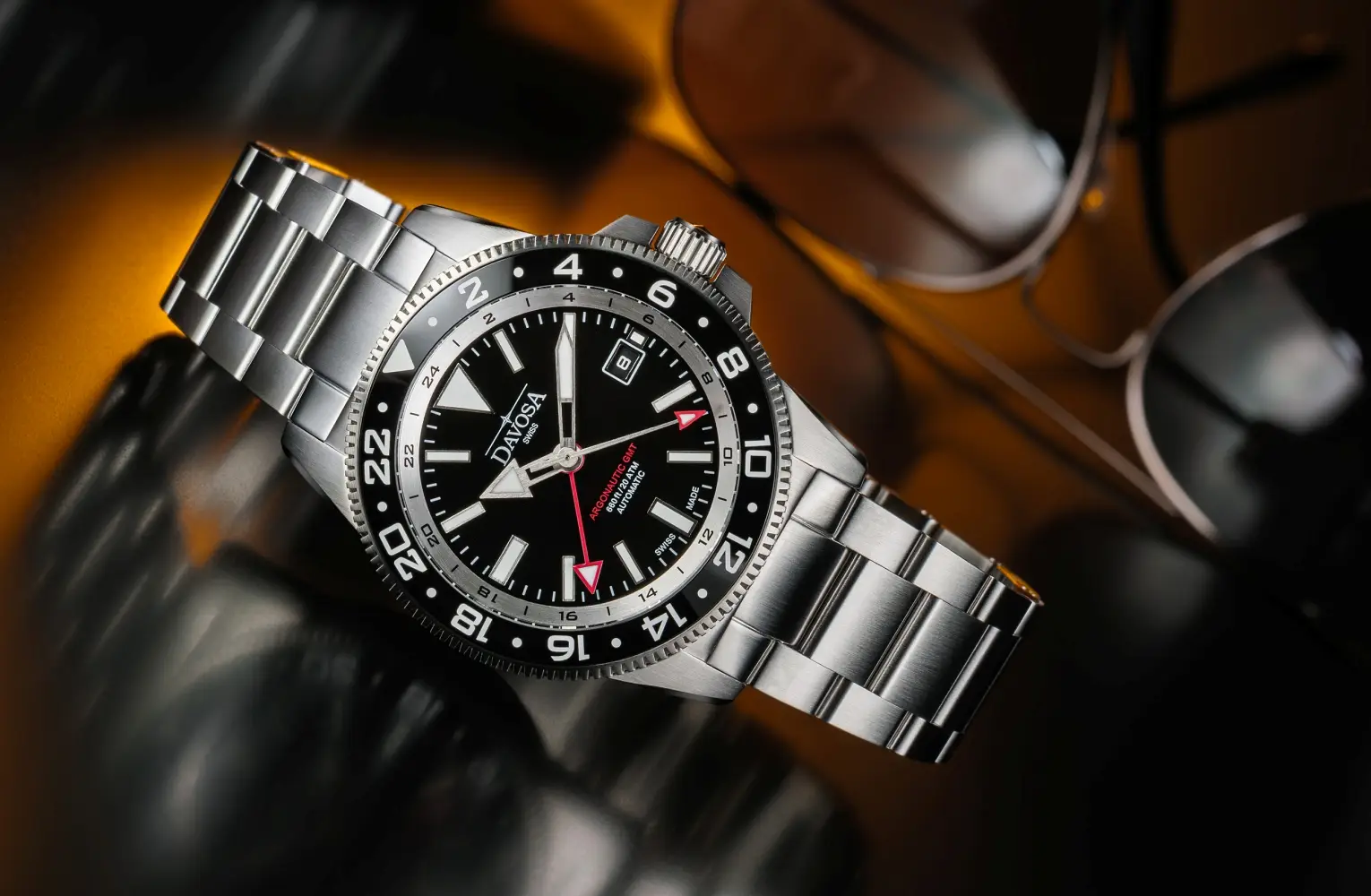 “Nurek” z funkcją GMT. Davosa Argonautic World Traveller