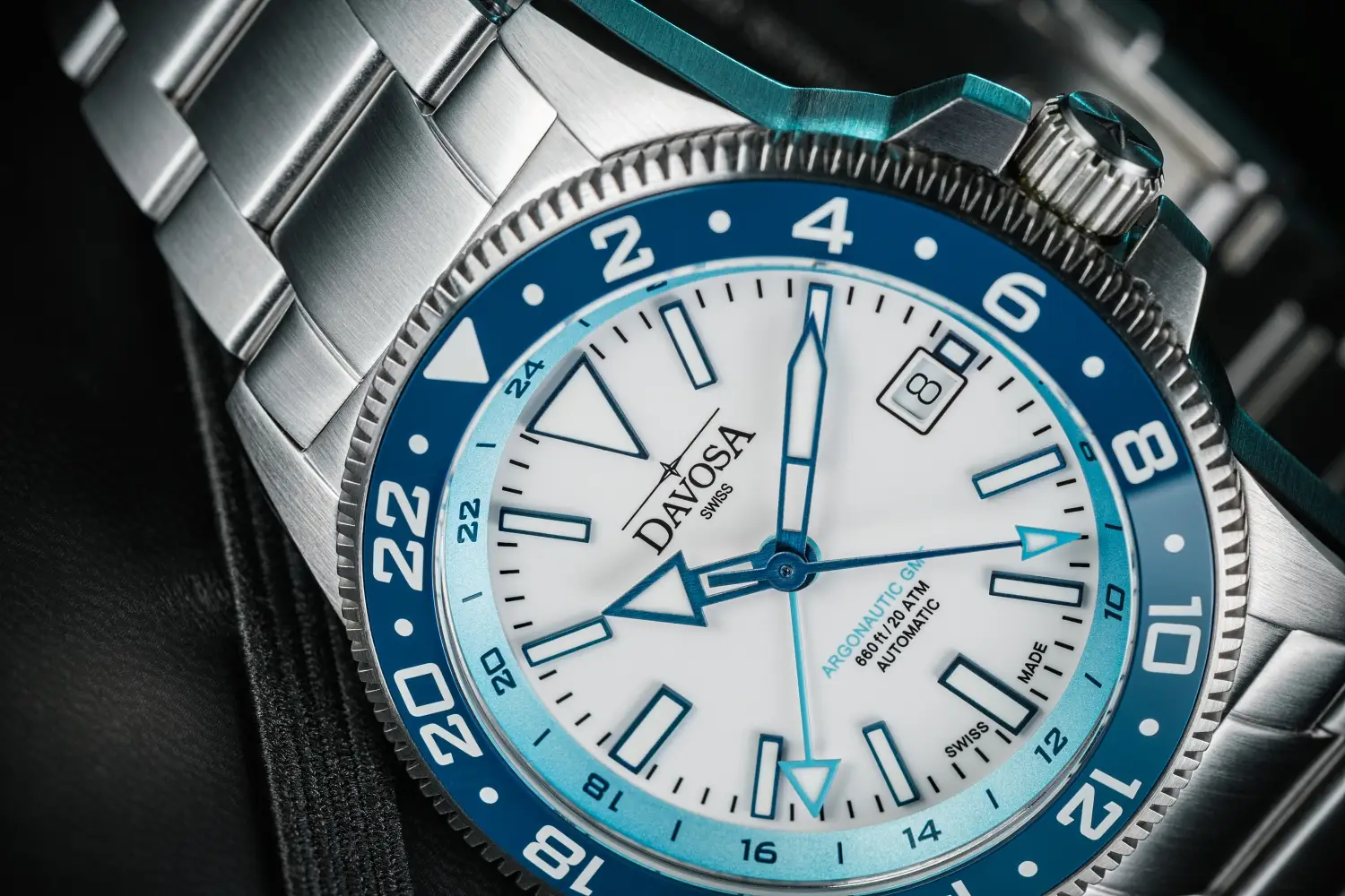 “Nurek” z funkcją GMT. Davosa Argonautic World Traveller