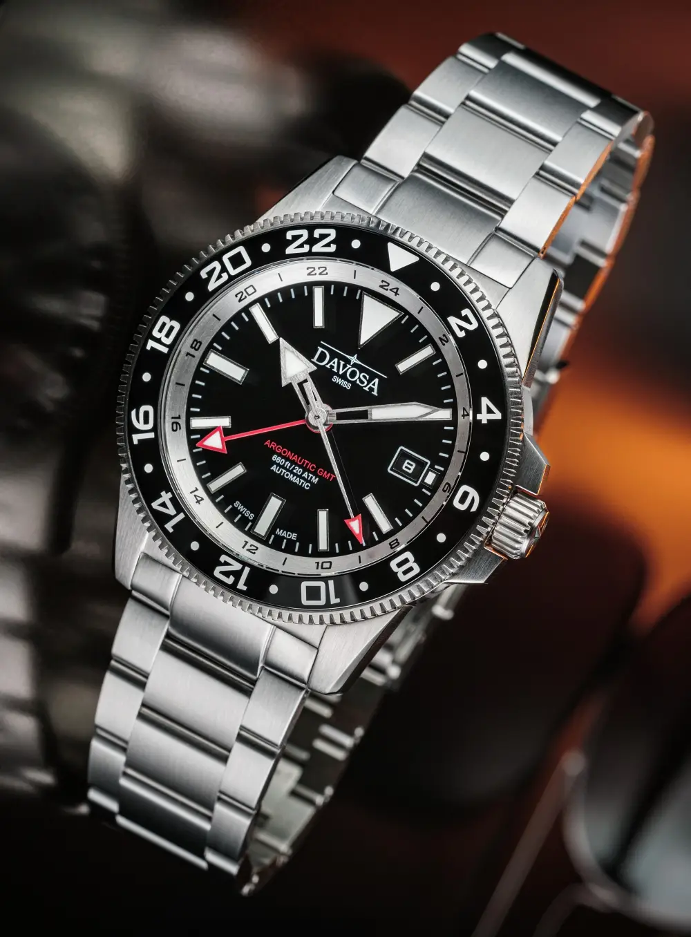 “Nurek” z funkcją GMT. Davosa Argonautic World Traveller