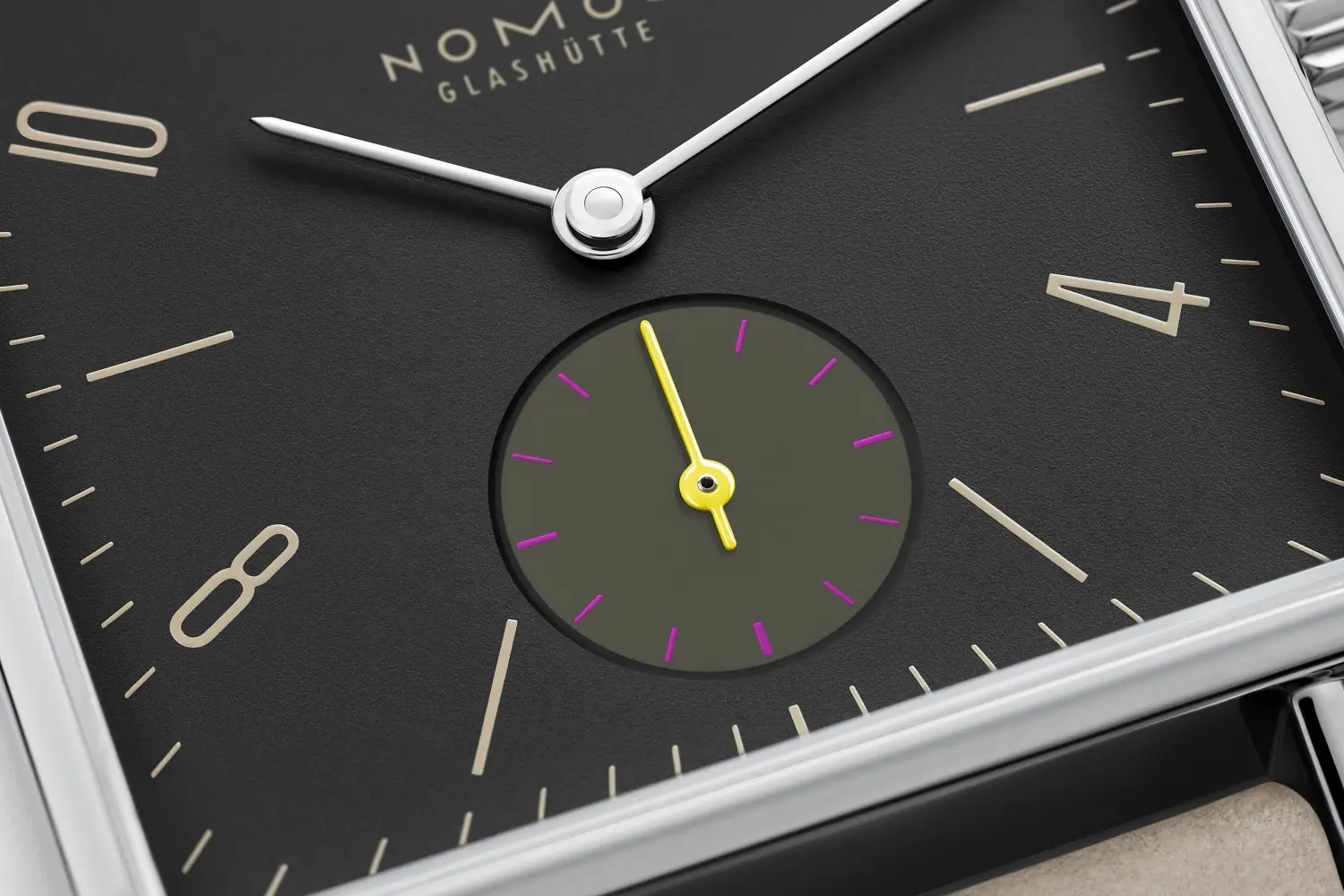Nomos Tetra Origins. Zegarek mechaniczny do kwadratu