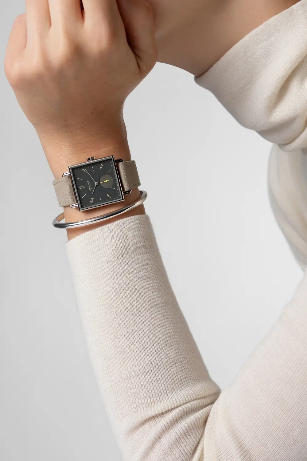 Nomos Tetra Origins. Zegarek mechaniczny do kwadratu