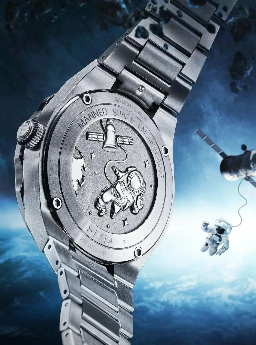 Fiyta Spacewalk. Pasja do odkrywania i odwaga w tworzeniu zegarków