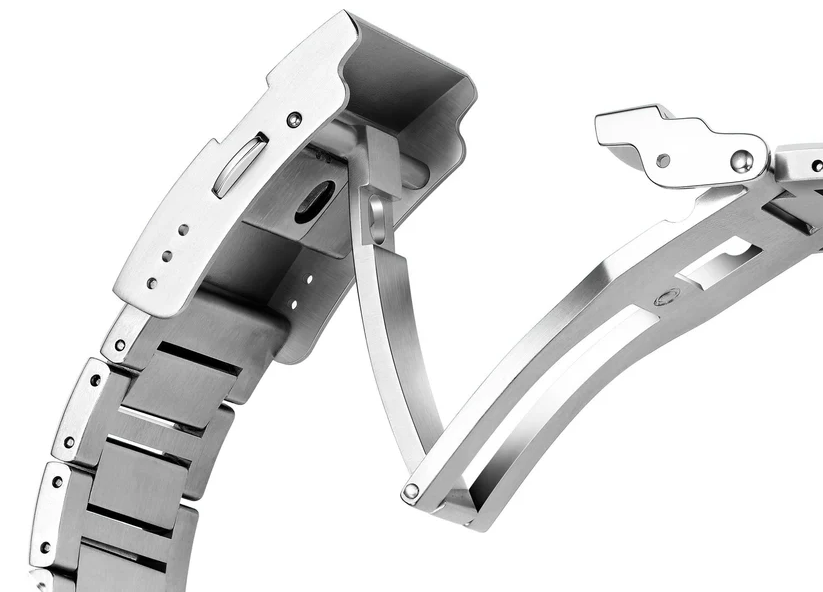 Fiyta Spacewalk. Pasja do odkrywania i odwaga w tworzeniu zegarków