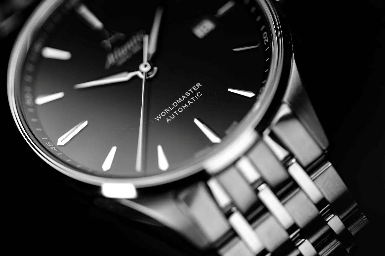 Klasyczna elegancja w dwóch odsłonach. Atlantic Worldmaster Automatic