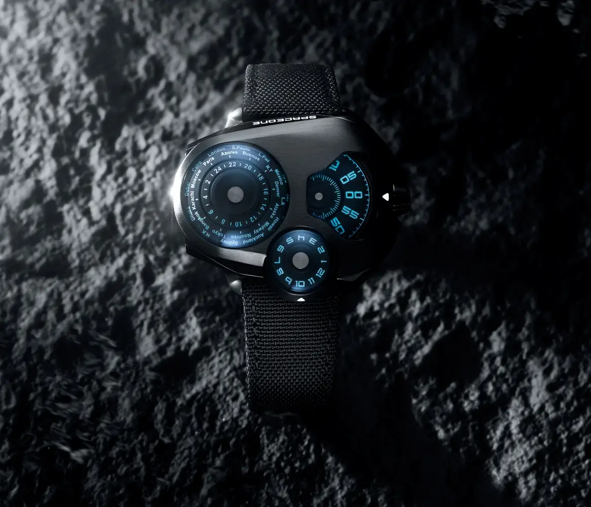 SpaceOne WorldTimer. Czas światowy w kosmicznym wydaniu