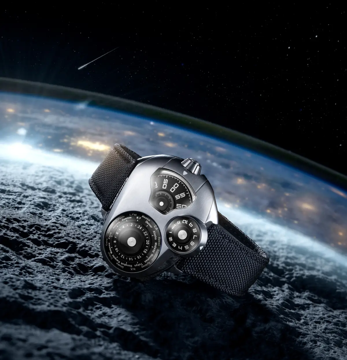 SpaceOne WorldTimer. Czas światowy w kosmicznym wydaniu