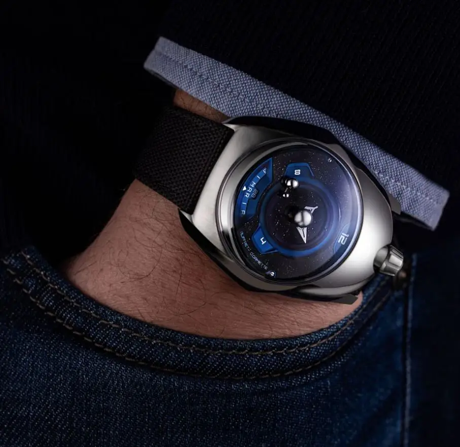 SpaceOne WorldTimer. Czas światowy w kosmicznym wydaniu