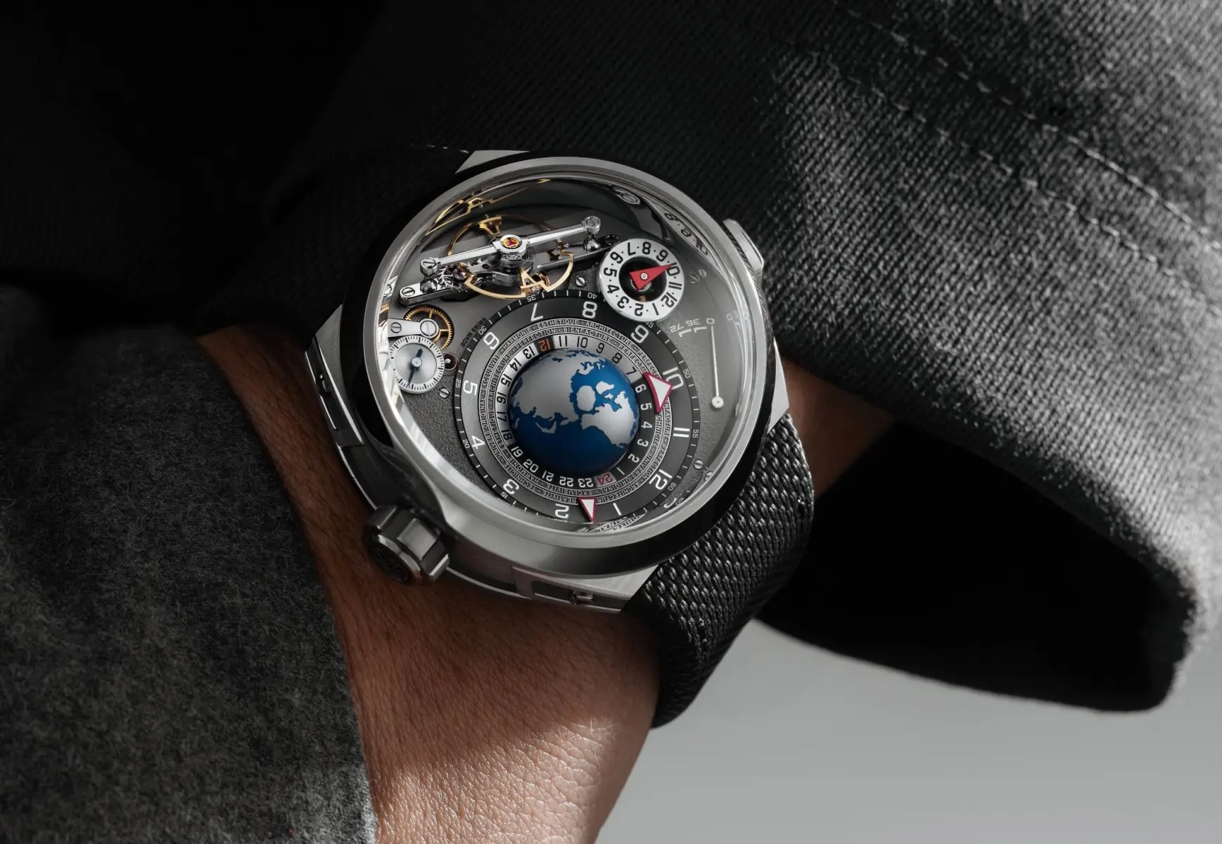 Greubel Forsey GMT Balancier Convexe Titanium