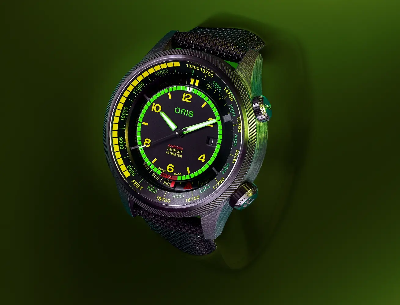 Świetna kolorystyka i mechaniczny wysokościomierz. Oris x Bamford ProPilot Altimeter Mission Control