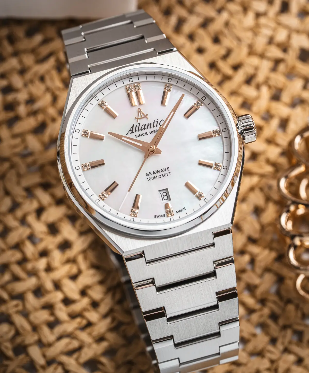 Atlantic Seawave Lady. Zegarek sportowy i elegancki zarazem