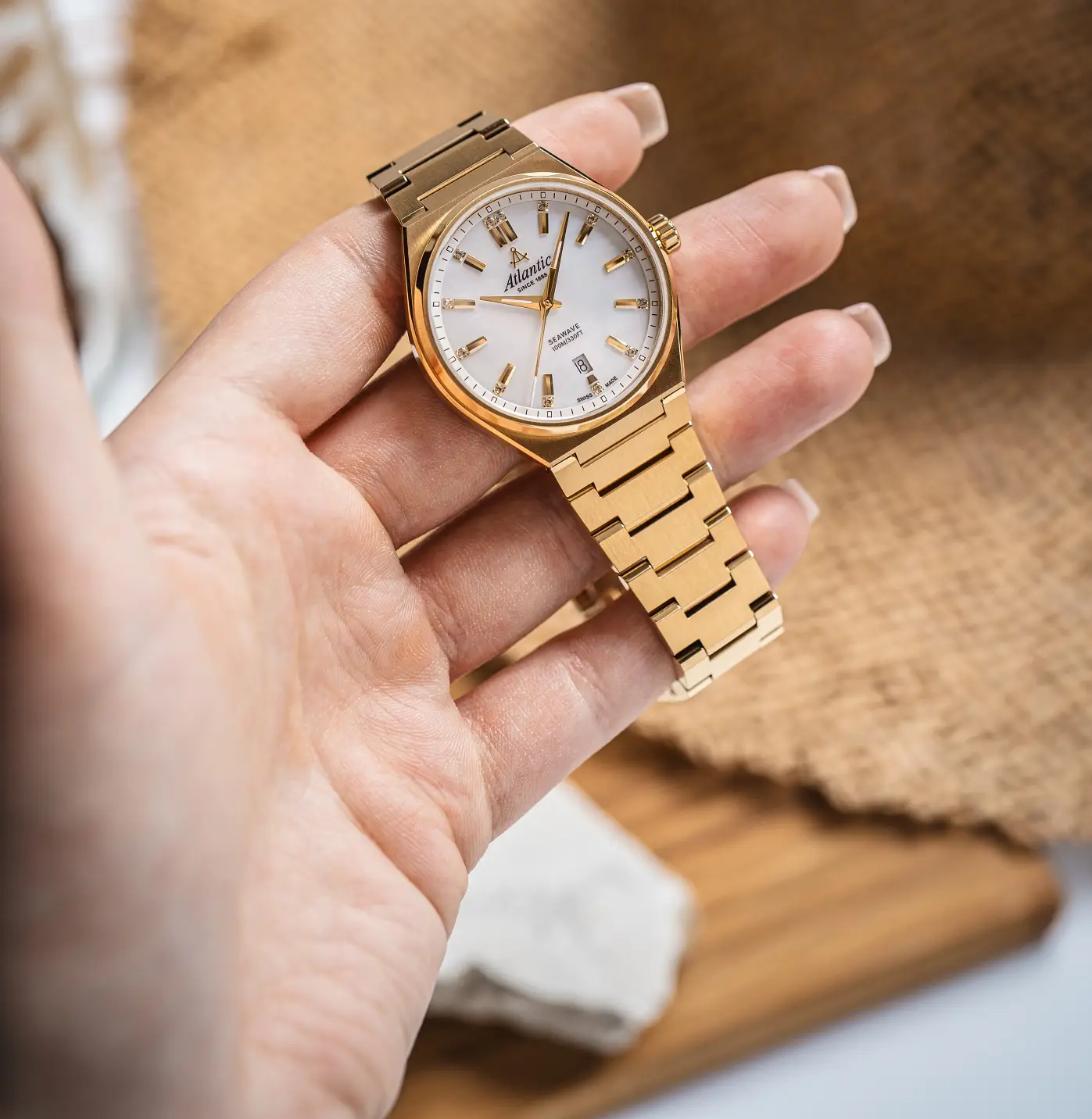 Atlantic Seawave Lady. Zegarek sportowy i elegancki zarazem