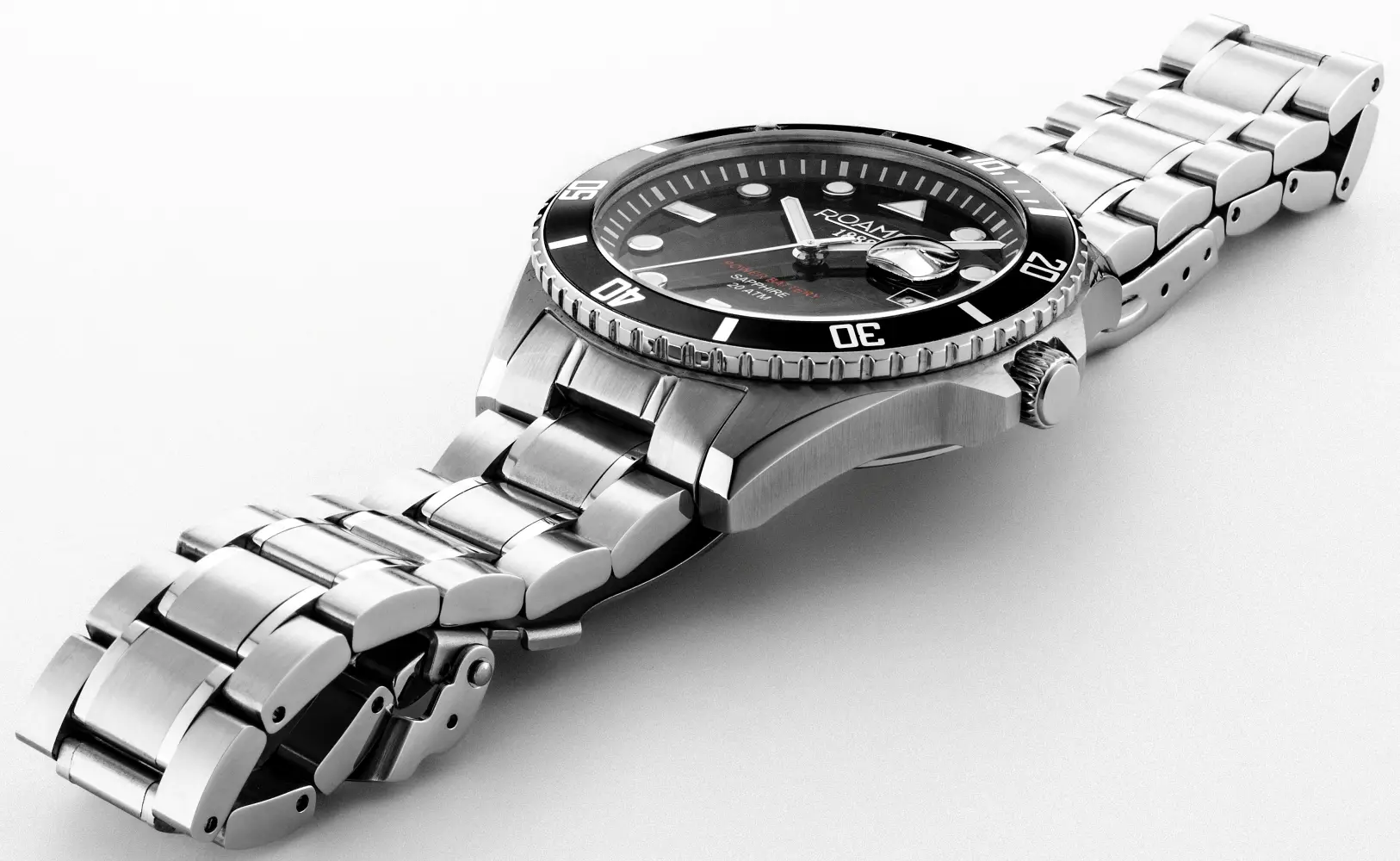 Roamer Pro Diver 200. Szwajcarski duch sportowej elegancji w atrakcyjnej cenie