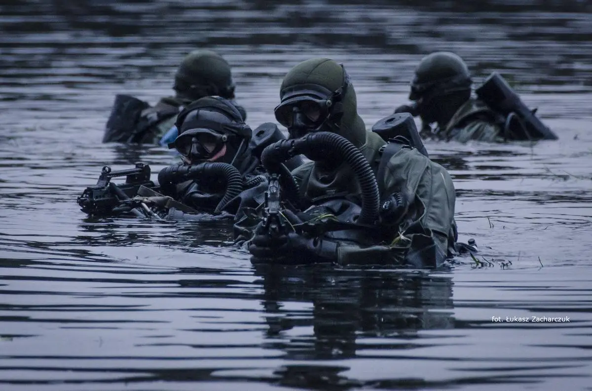 Ball Engineer Formoza. Zegarek z okazji 50-lecia polskiej jednostki specjalnej