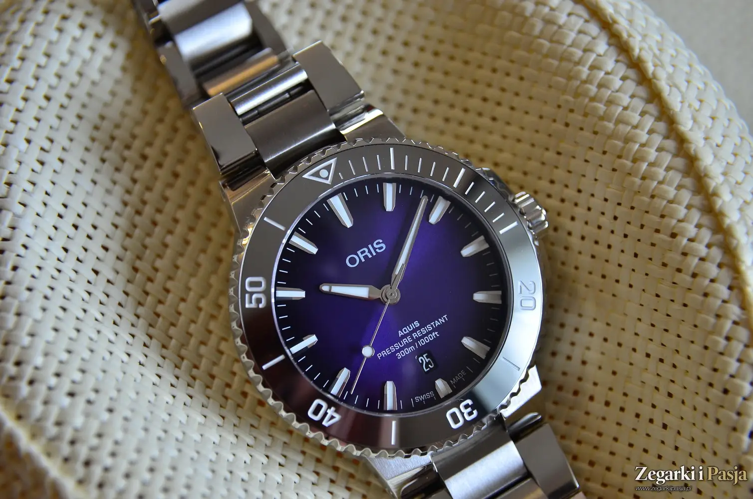 Recenzja: Oris Aquis Date Taste of Summer 43,5 mm