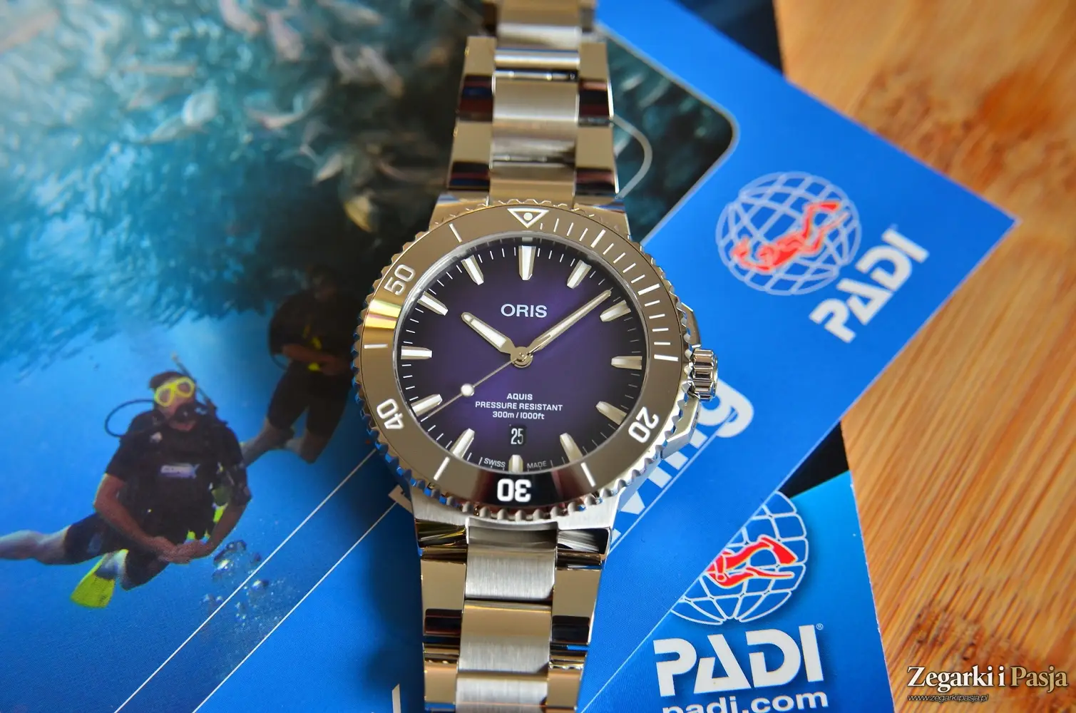 Recenzja: Oris Aquis Date Taste of Summer 43,5 mm